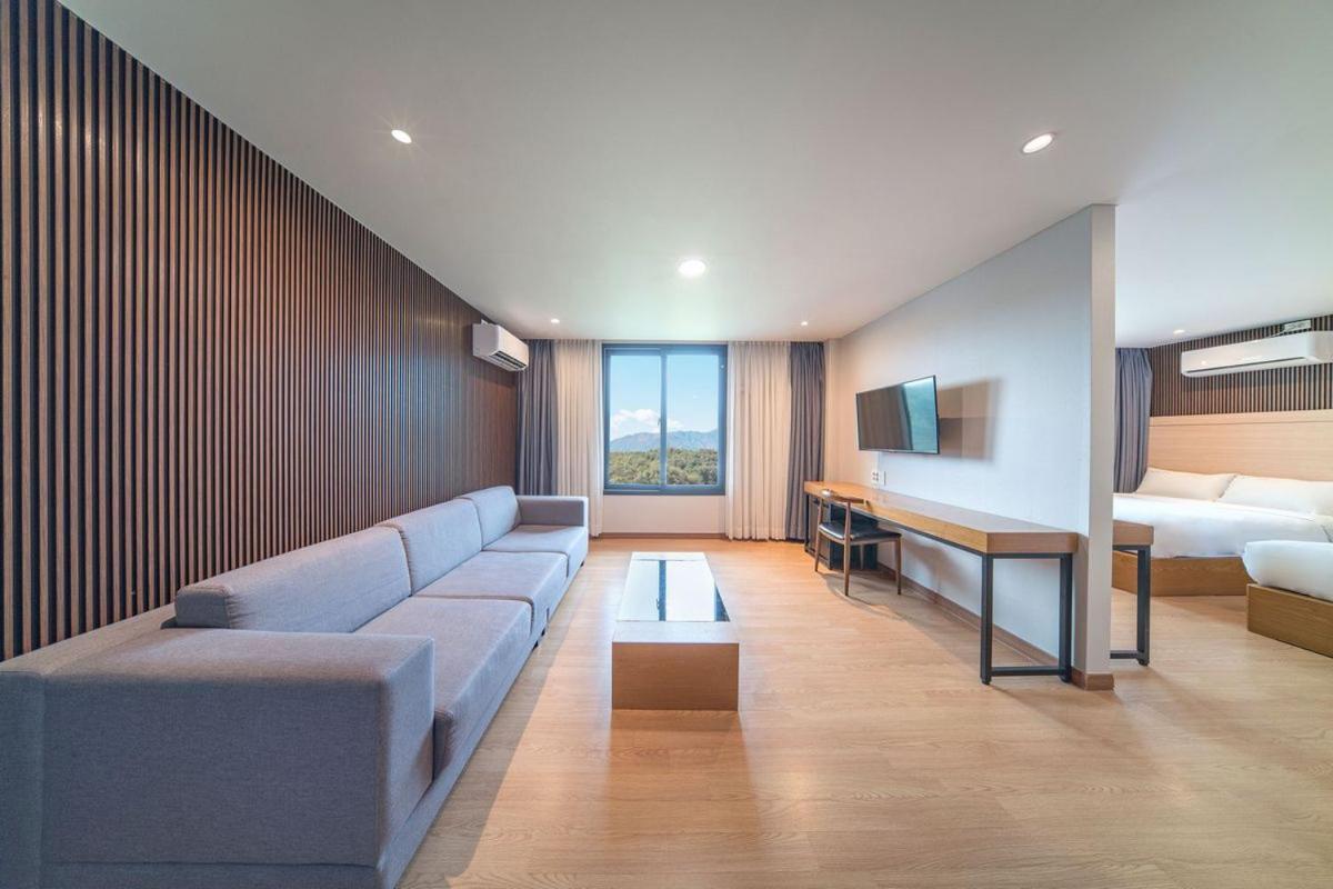 Two Y Hotel Yangyang Exterior photo